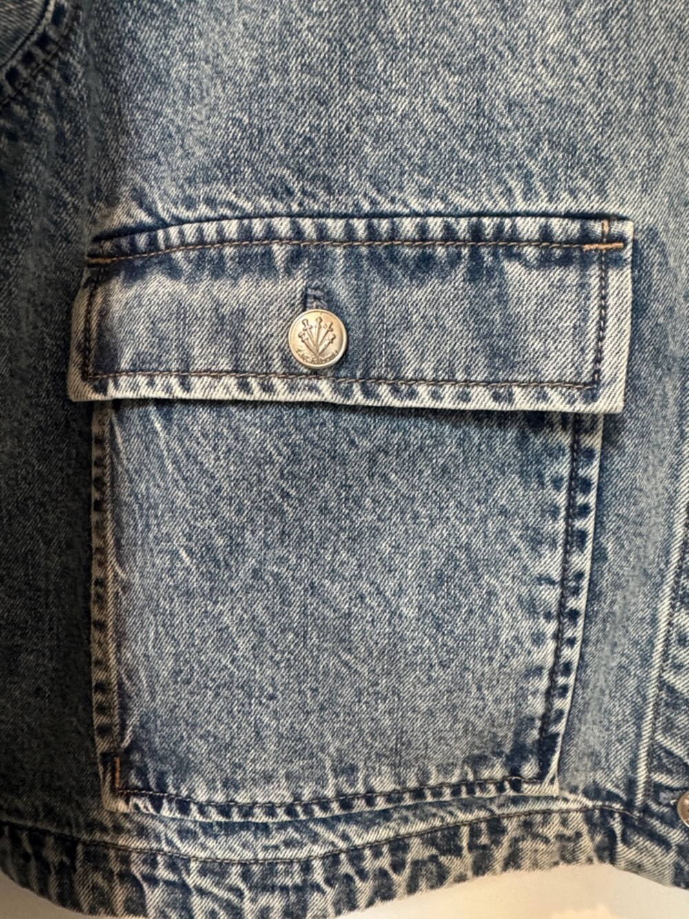 rag & bone Drew Light Blue Denim Jean Jacket cropped button front XL - Picture 6 of 9